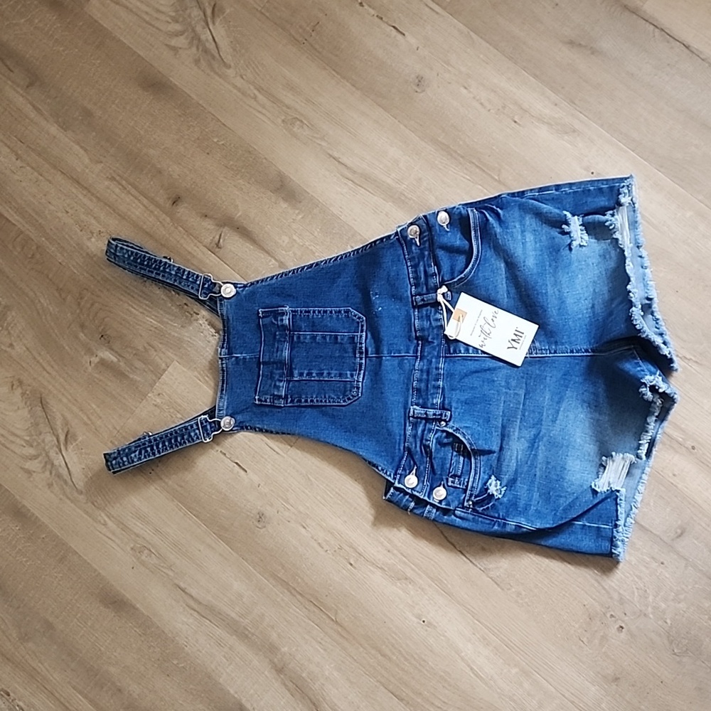 New YMI stretch Juniors jean bib shorts